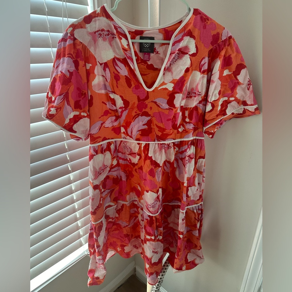 Vince Camuto short floral dress